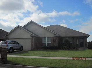 1904 NW 174th St, Edmond, OK 73012