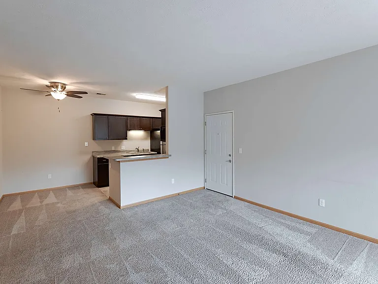 Gateway Park Apartments — Photo 22