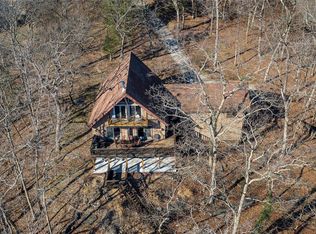 951 Long Bow Dr, Lake Sherwood, MO