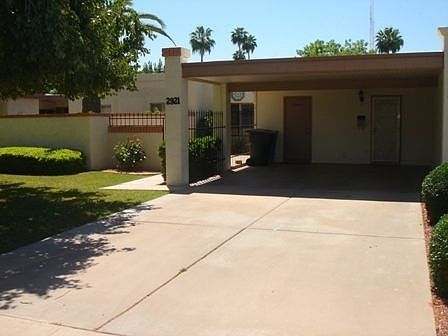 5th image of 2921 W Fleetwood Ln