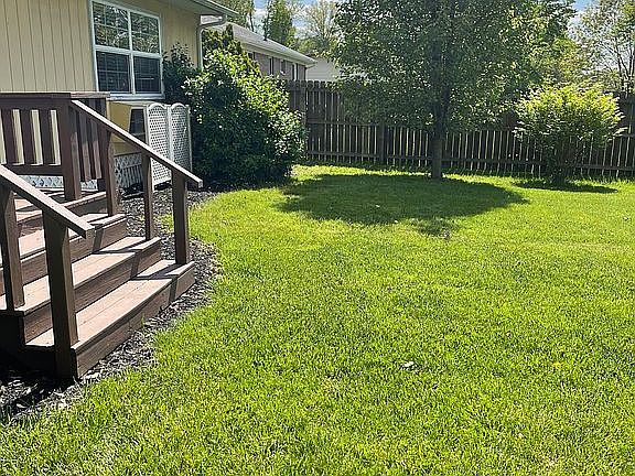 5th image of 204 Poplar Dr