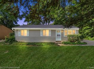 2654 Frankson Ave, Rochester Hills, MI 48307