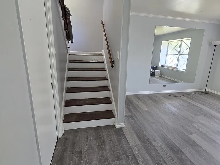 211 Dawnridge Dr — Photo 5