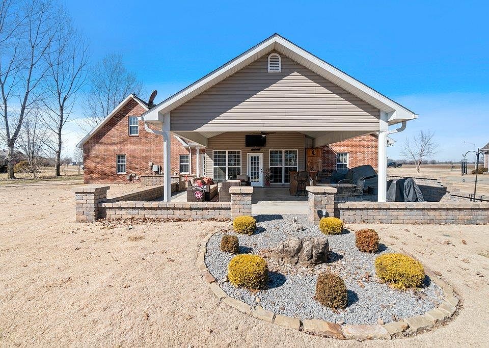 1303 Primrose Dr, Sikeston, MO 63801 Zillow