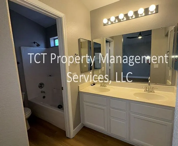 1855 E Palomino Dr — Photo 9