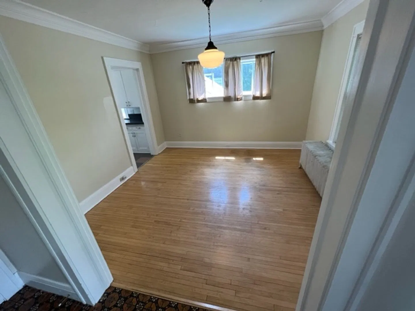 Duluth MN - 5 Bed - 2 Bath — Photo 4