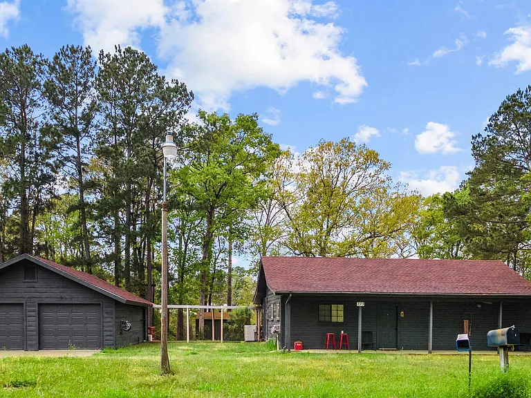 273 Moss Ln — Photo 21