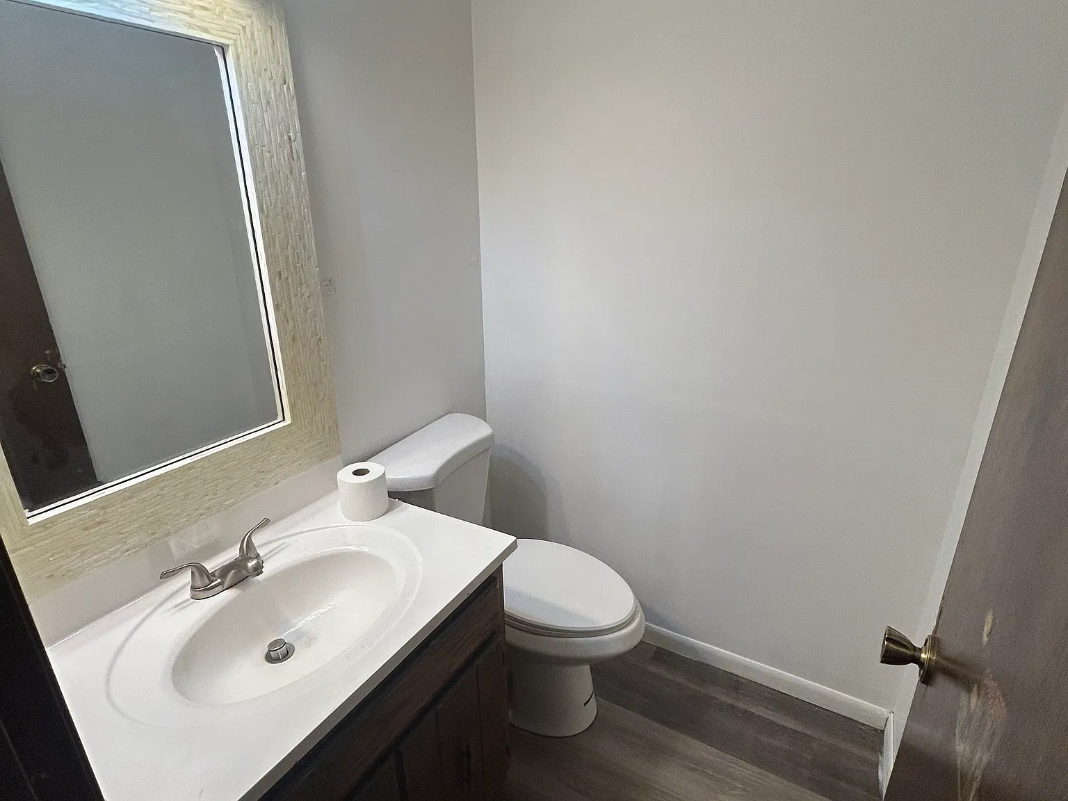 3 bed, 1.5 bath, 1848 sqft, $2,300 — Photo 2