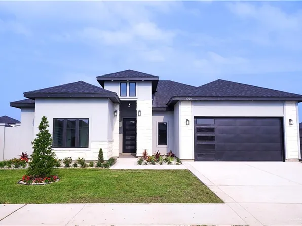 1700 Trophy Dr, Edinburg, TX 78542