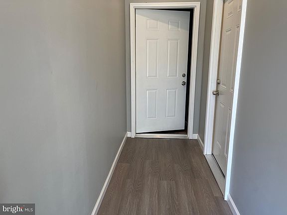 3rd image of 250 W Bridge St
