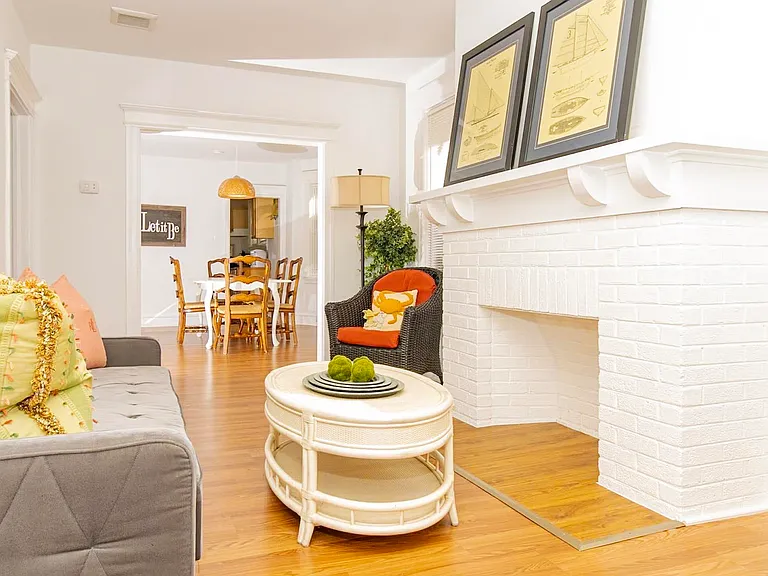 5 N Newport Ave #B — Photo 3