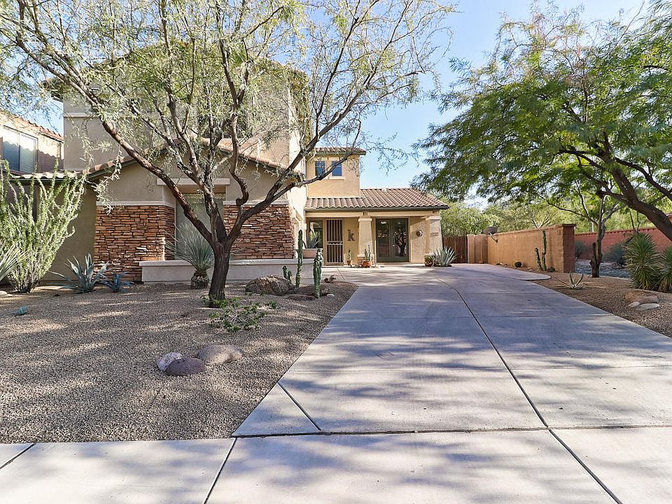 1st image of 8409 W Desert Elm Ln