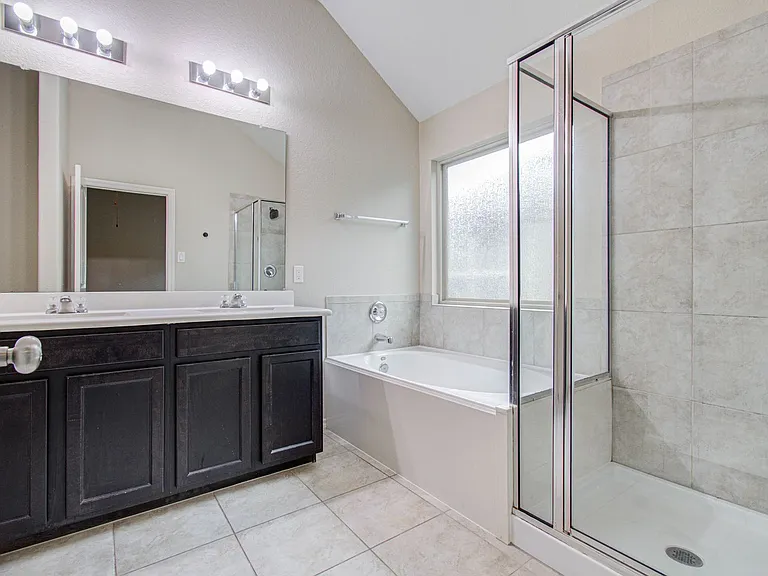 1418 Spencer Glen Ln — Photo 10