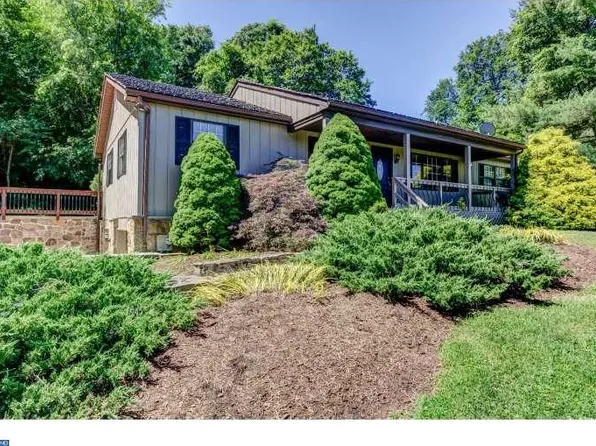 159 Watson Mill Rd, Landenberg, PA 19350