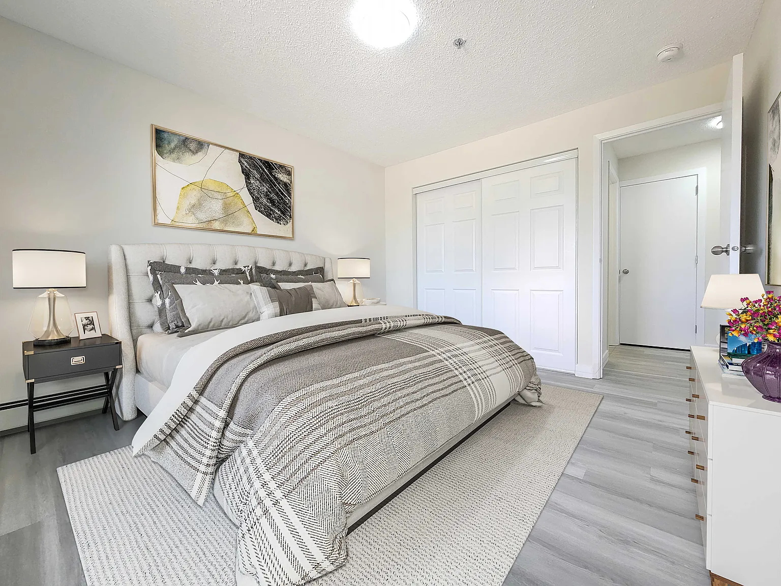 Mainstreet 1310 Apartments — Photo 3