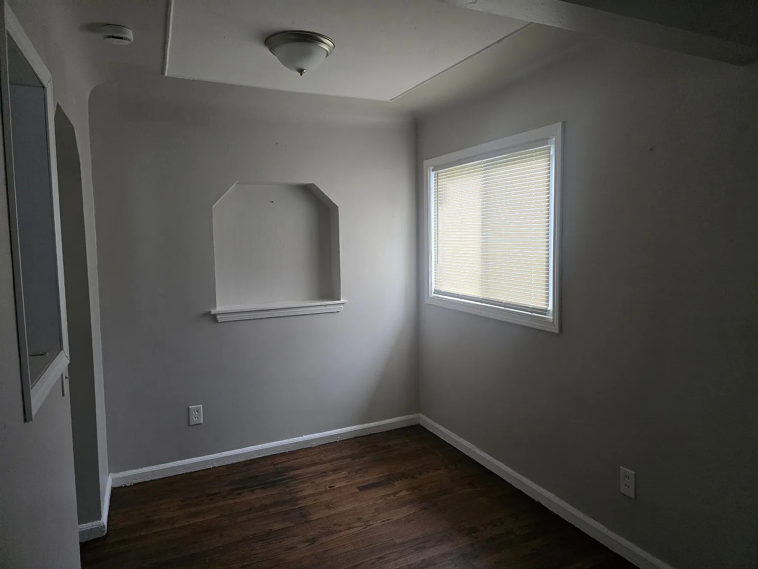 2 bed, 818 sqft, $1,375 — Photo 3