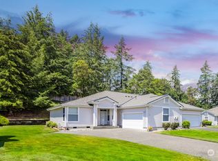 6910 90th Avenue Ct SW, Lakewood, WA