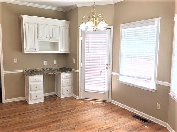 5th image of 1877 Adams Pointe Ct