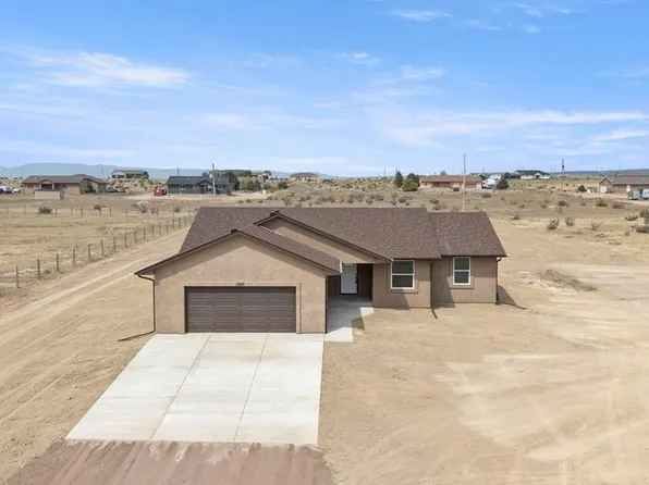 1265 N Starkweather Ln, Pueblo West, CO 81007