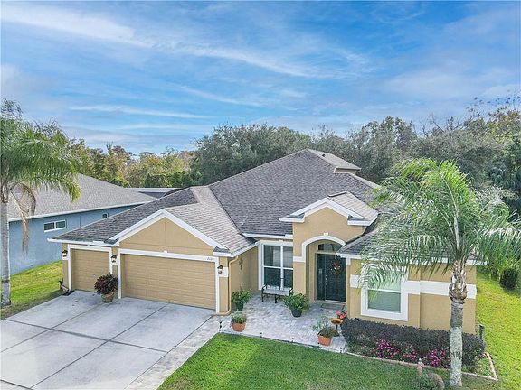 2nd image of 7120 Winding Lake Cir