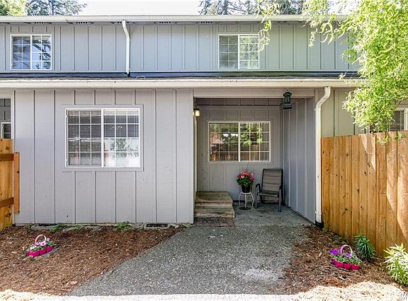3rd image of 2843 60th Ln SE Unit D