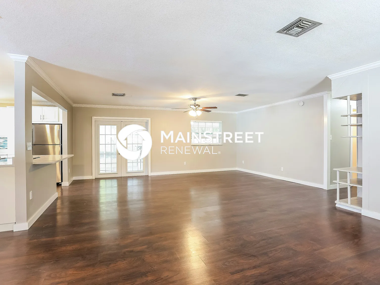 2069 Powderhorn Dr — Photo 2