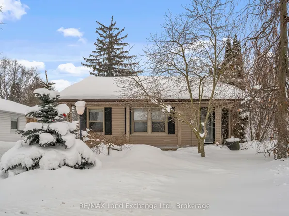 360 Boulton St, Minto, ON N0G 2P0