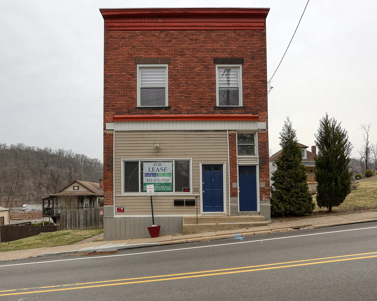 Building Photo - 403 Wall Ave #2