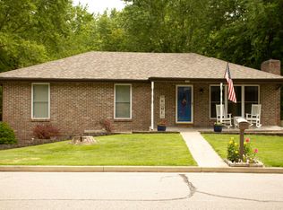 4947 Brookview Dr, Jefferson City, MO 65109
