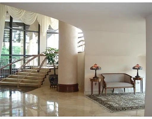 Building Photo - 10185 Collins Ave #Penthouse 02