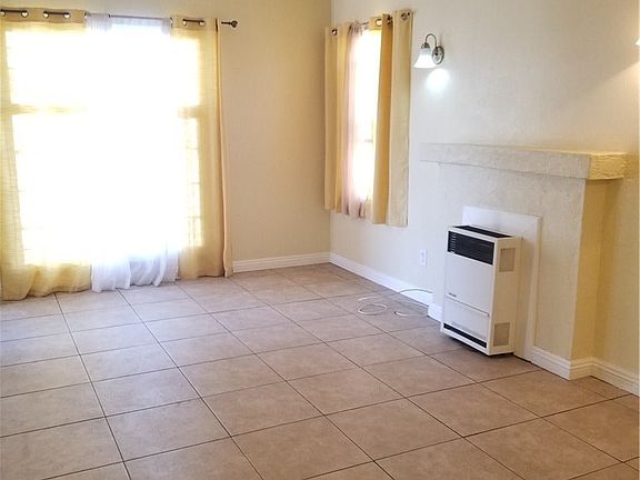 4th image of 3000 W 67th St