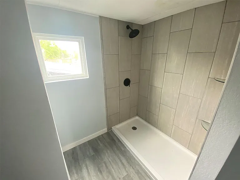 271 Cottonwood Trl — Photo 8