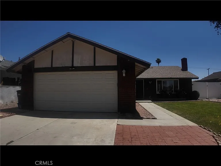 24519 Chippewa Trl — Photo 1