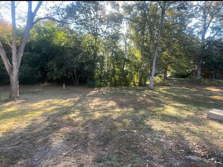 1800 Cody Rd N — Photo 7