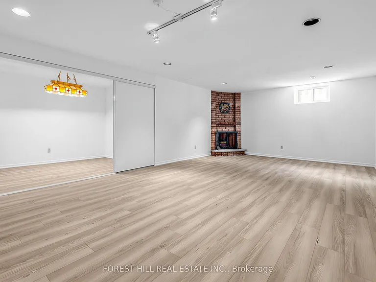 477 Cummer Ave — Photo 22