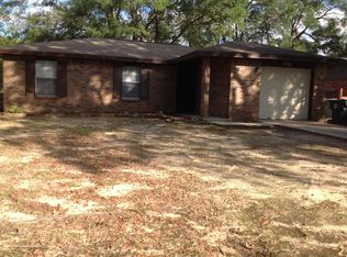 5882 Queen St, Milton, FL 32570