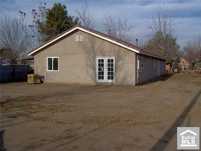 REAR VIEW OF HOUSE
