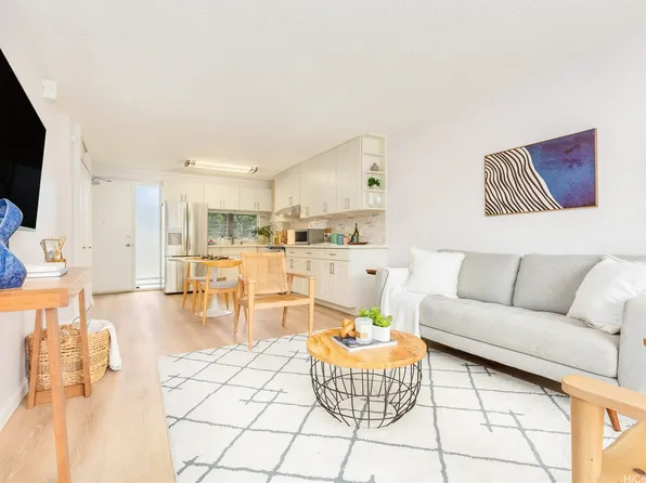 1617 Keeaumoku St APT 203, Honolulu, HI 96822