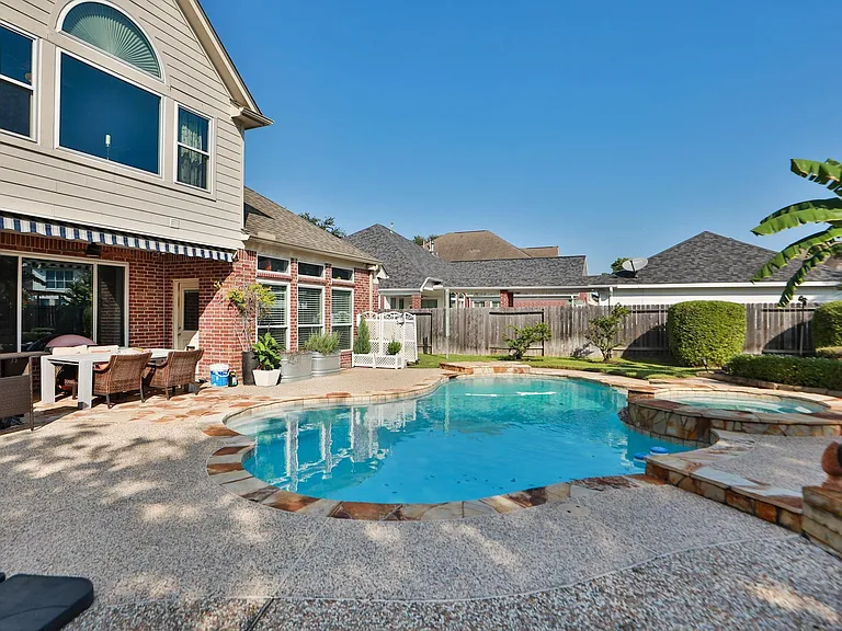 8410 Brighton Lake Ln — Photo 37