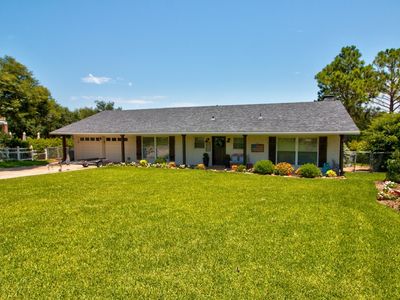 525 Kiowa Dr W, Lake Kiowa, TX, 76240