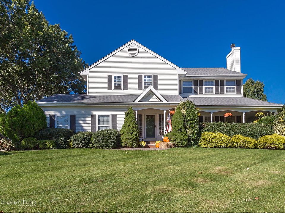 1st image of 12 Poet Ln