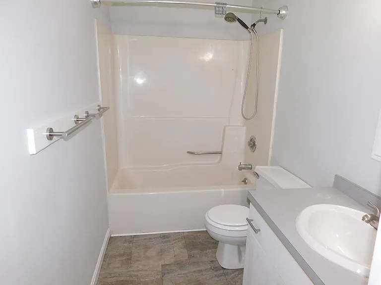 1410 N Weinbach Ave #C — Photo 2