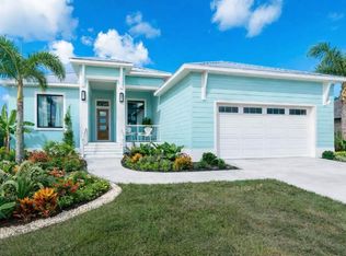 901 Eagle Ln, Apollo Beach, FL 33572