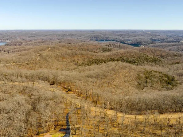 4 State Road Aa, Roach, MO 65787