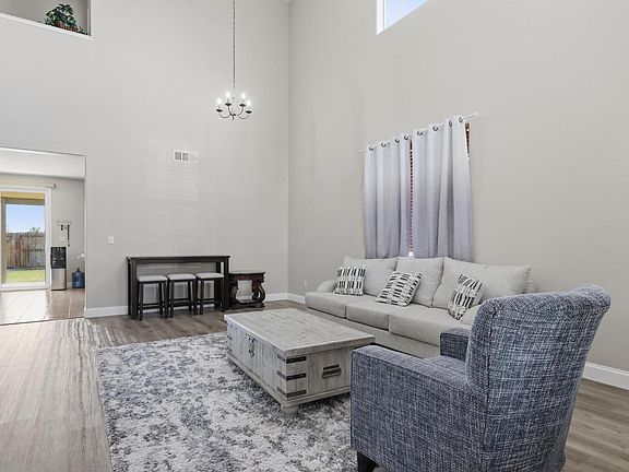 5th image of 9136 Ida St