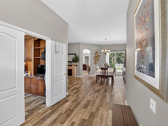 3rd image of 5937 Riva Ridge Dr