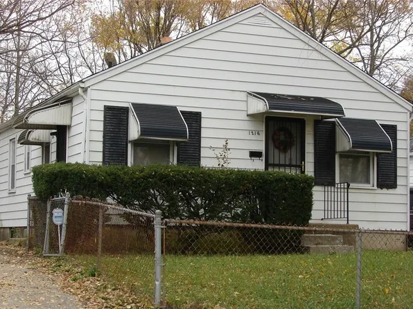 1216 Alcott Dr, Dayton, OH 45406