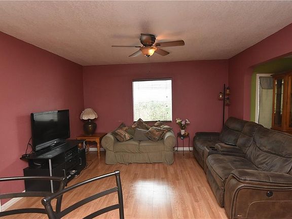 5th image of 8423 North Blvd