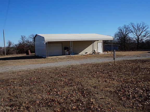 3rd image of 812 E Highway 66