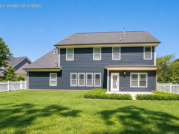 3rd image of 8604 Observation Ln
